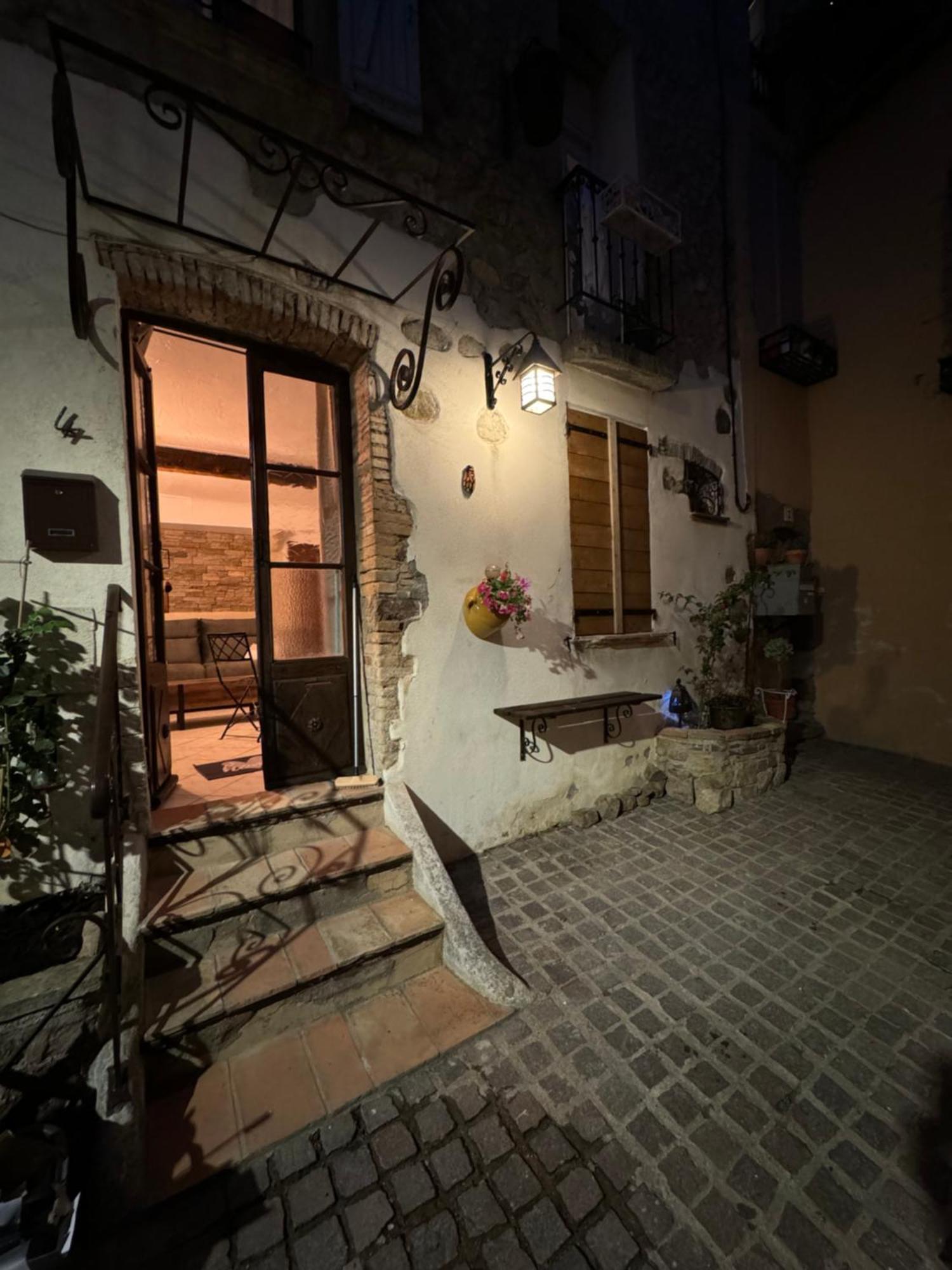 Chez Kay Appartement Roquebrune-sur-Argens Buitenkant foto