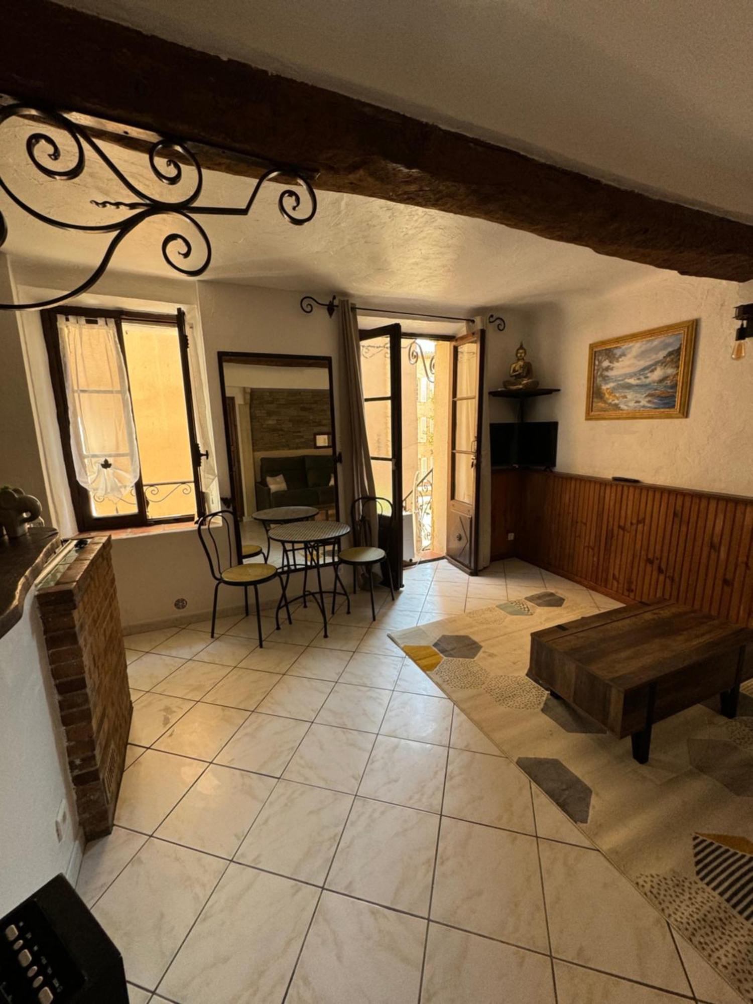 Chez Kay Appartement Roquebrune-sur-Argens Buitenkant foto